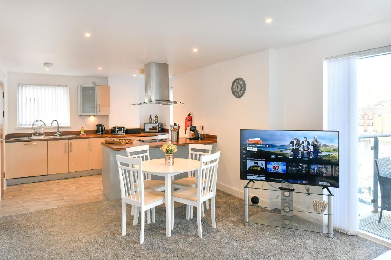 Just Stay Wales - Meridian Wharf, Marina View - 2 Bed Apartment Swansea Exteriör bild